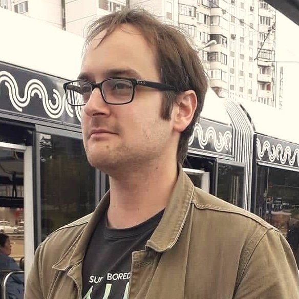 Nicolas S.