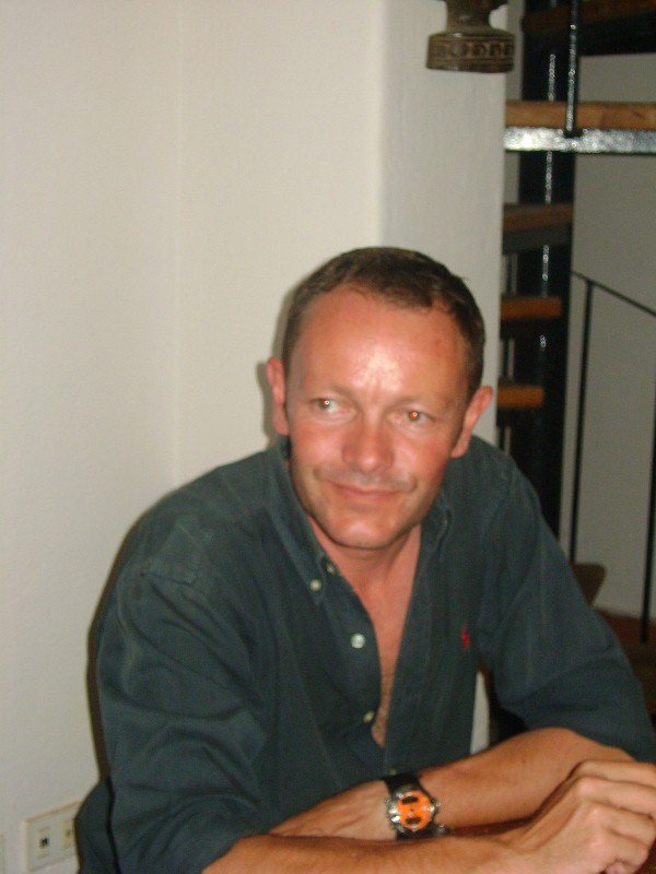 Yann V.